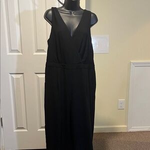 Lulu's Classic Black Maxi Dress